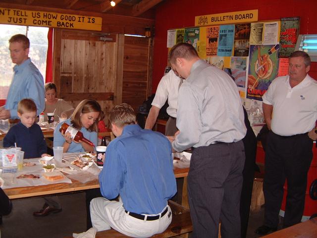 2003/01(Jan)/01(Kyla-Baptism)/640x480_2003-01-12-S-Celebration-BarBQ-Rudys.JPG
