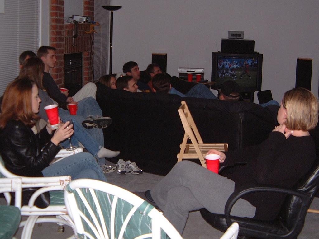 2003/01(Jan)/04(Josh-Superbowl-Party)/1024x768_2003-01-26-SUPERBOWL-PARTY-JOSH-2.JPG