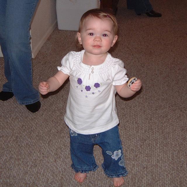 2003/02(Feb)/01(Kyla-1st-BD)/640x480_2003-02-15-21-KYLAS-BIRTHDAY-PARTY.JPG