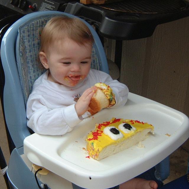 2003/02(Feb)/01(Kyla-1st-BD)/640x480_2003-02-15-29-KYLAS-BIRTHDAY-PARTY.JPG