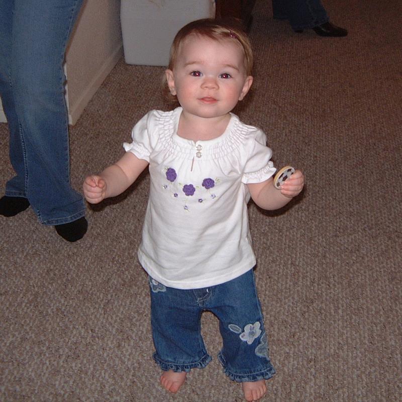 2003/02(Feb)/01(Kyla-1st-BD)/800x600_2003-02-15-21-KYLAS-BIRTHDAY-PARTY.JPG