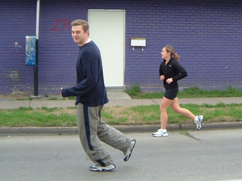 2003/02(Feb)/02(Heather-Marathon)/800x600_2003-02-16-2-HEATHERS-MARATHON.JPG
