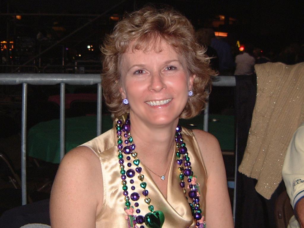 2003/02(Feb)/03(Mardi-Gras)/1024x768_2003-02-28-08-Beans&Jeans.JPG