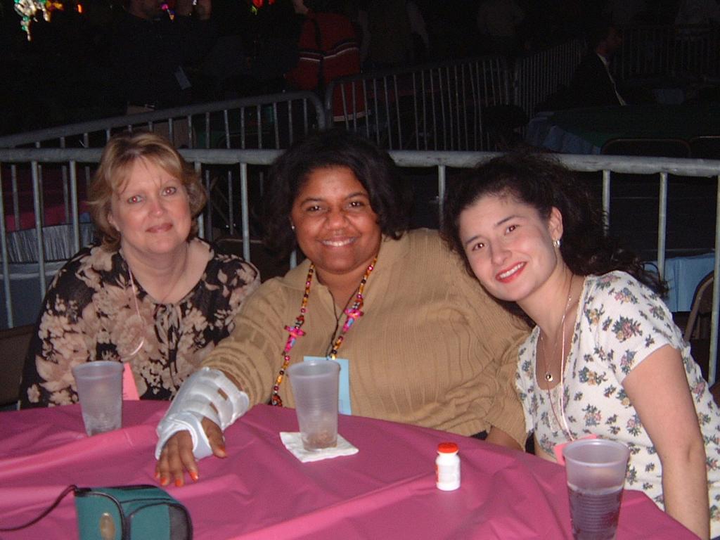 2003/02(Feb)/03(Mardi-Gras)/1024x768_2003-02-28-10-Beans&Jeans.JPG