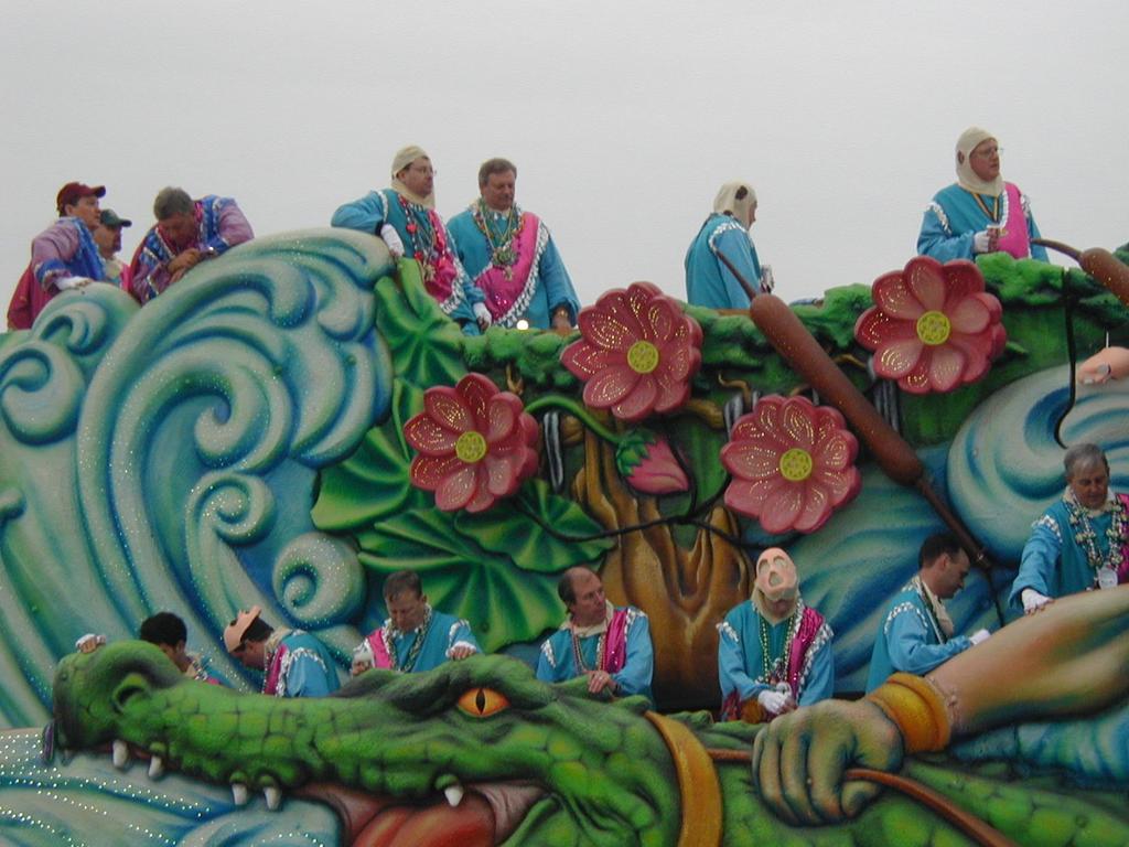 2003/02(Feb)/03(Mardi-Gras)/1024x768_2003-03-01-13-Pre-Ride-Activities.JPG