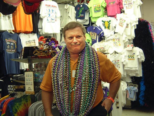 2003/02(Feb)/03(Mardi-Gras)/640x480_2003-02-27-06-Balcony-Party.JPG