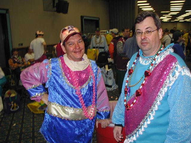 2003/02(Feb)/03(Mardi-Gras)/640x480_2003-03-01-08-Pre-Ride-Activities.JPG
