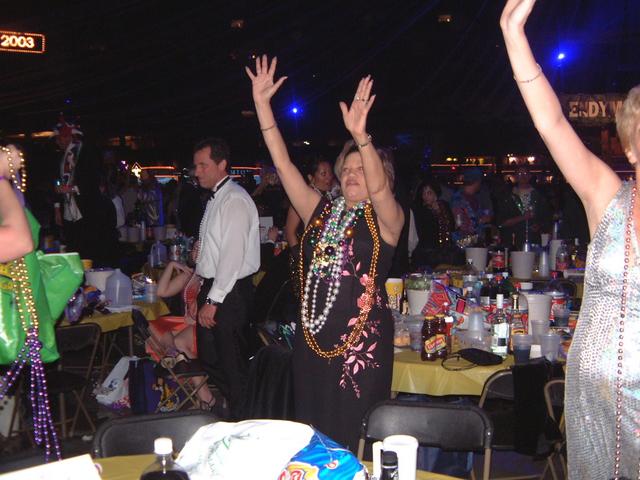 2003/02(Feb)/03(Mardi-Gras)/640x480_2003-03-01-41-Ride-Extravaganza.JPG