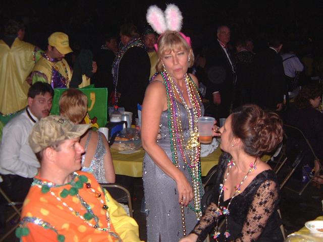2003/02(Feb)/03(Mardi-Gras)/640x480_2003-03-01-46-Ride-Extravaganza.JPG