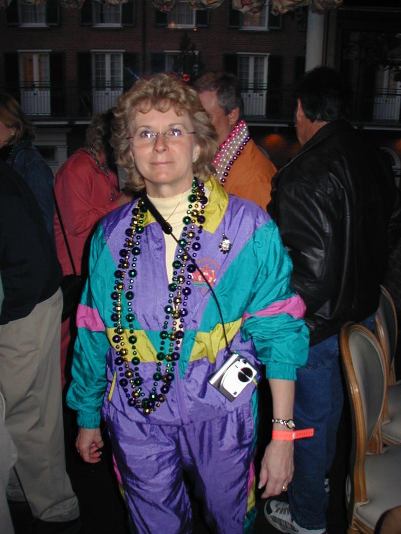 2003/02(Feb)/03(Mardi-Gras)/800x600_2003-02-27-14-Balcony-Party.JPG