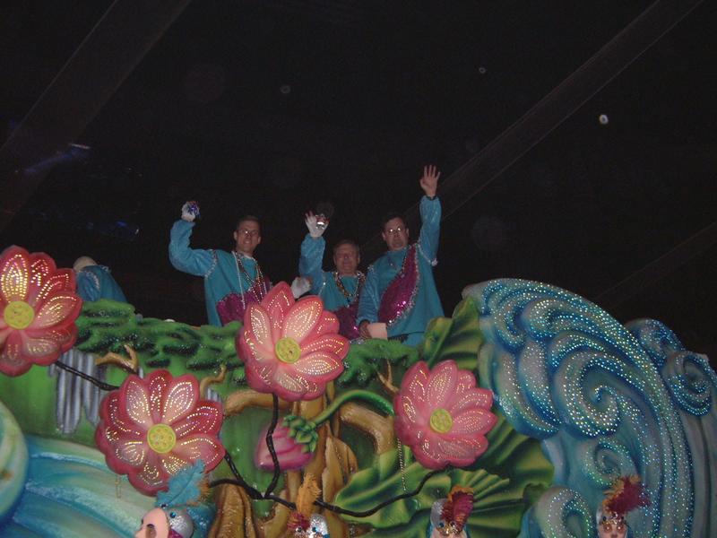 2003/02(Feb)/03(Mardi-Gras)/800x600_2003-03-01-47-Ride-Extravaganza.JPG