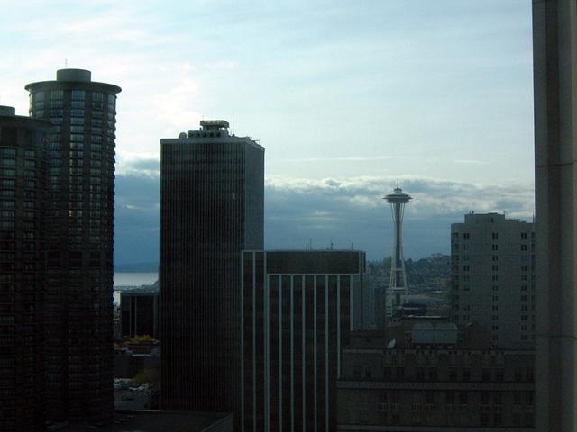 2003-04-26-4748-Sites-of-Seattle.JPG
