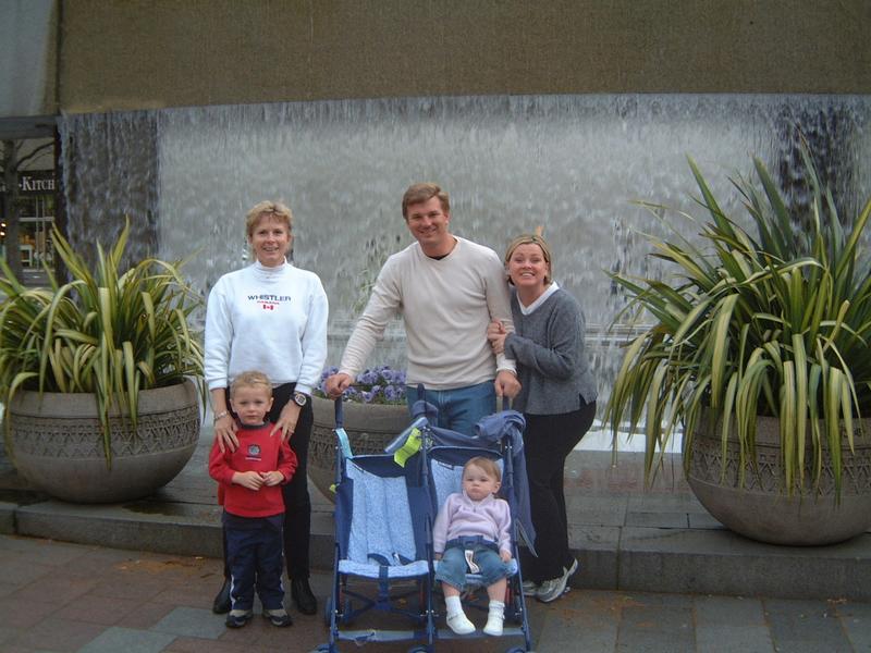 2003-04-26-4749-Sites-of-Seattle.JPG