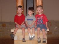 2003-05-01-Josh27thBD-Maudies-03.JPG
