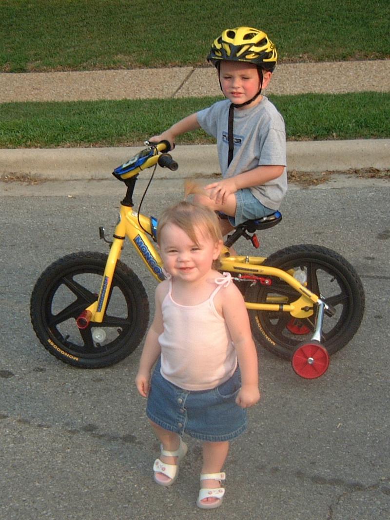 2003/05(May)/02(Mongoose-Bike)/800x600_2003-05-08-3-New-Bike.JPG
