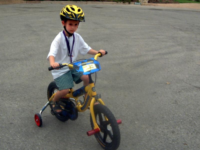 2003/05(May)/02(Mongoose-Bike)/800x600_2003-05-10-Chance-3.JPG