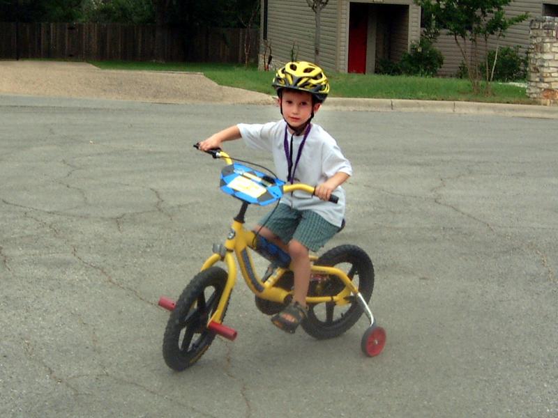 2003/05(May)/02(Mongoose-Bike)/800x600_2003-05-10-Chance-4.JPG