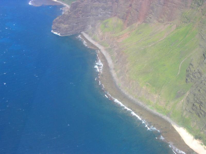 2003/05(May)/03(Hawaii)/Helicopter/800x600_2003-05-23-13.JPG