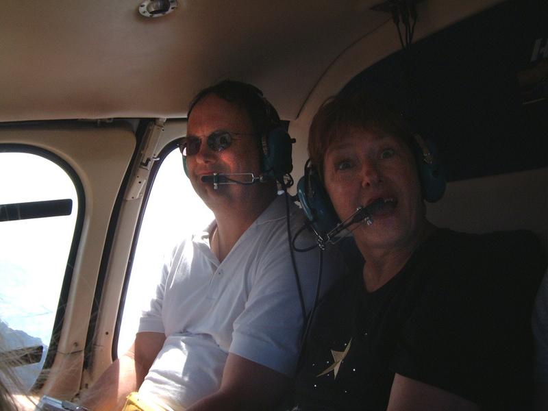 2003/05(May)/03(Hawaii)/Helicopter/800x600_2003-05-23-43.JPG