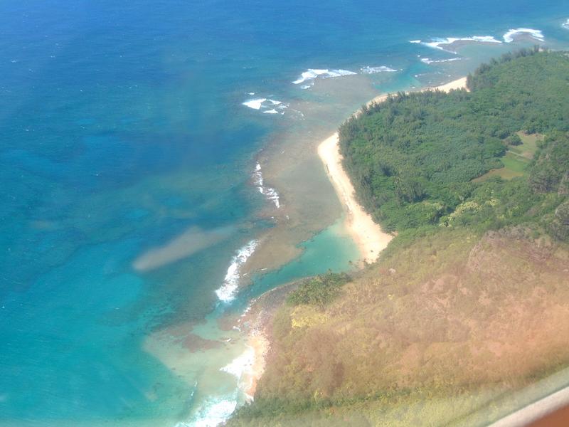 2003/05(May)/03(Hawaii)/Helicopter/800x600_2003-05-23-51.JPG