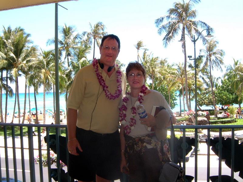 2003/05(May)/03(Hawaii)/Honolulu/800x600_2003-05-15-03-Hyatt-Honolulu.JPG