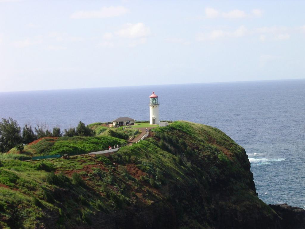 2003/05(May)/03(Hawaii)/Lighthouse/1024x768_2003-05-22-26-Lighthouse.JPG