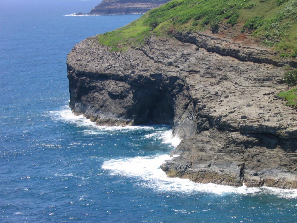 2003/05(May)/03(Hawaii)/Lighthouse/1024x768_2003-05-23-24-lighthouse.JPG