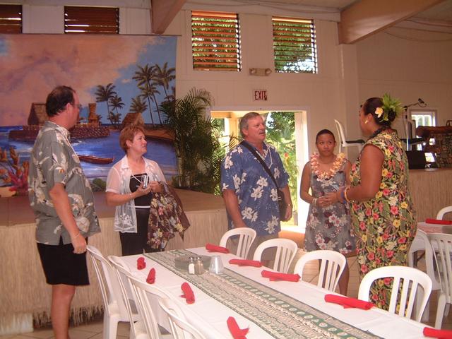 2003/05(May)/03(Hawaii)/Luau/640x480_2003-05-20-05.JPG