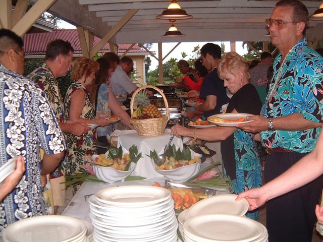 2003/05(May)/03(Hawaii)/Luau/640x480_2003-05-20-37.JPG