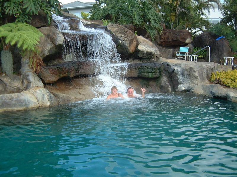 2003/05(May)/03(Hawaii)/Pahio-Princeville/800x600_2003-05-18-17-Pahio-Pool.JPG