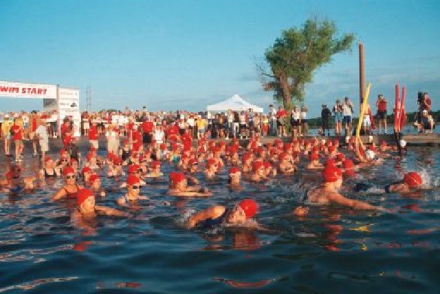 2003-06-08-03-Danskin.jpg