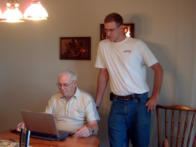 2003/07(Jul)/01(SD)/800x600_2003-07-03-04-Saying-Goodbye.JPG