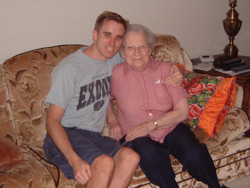 2003/07(Jul)/01(SD)/800x600_2003-07-03-05-Saying-Goodbye.JPG