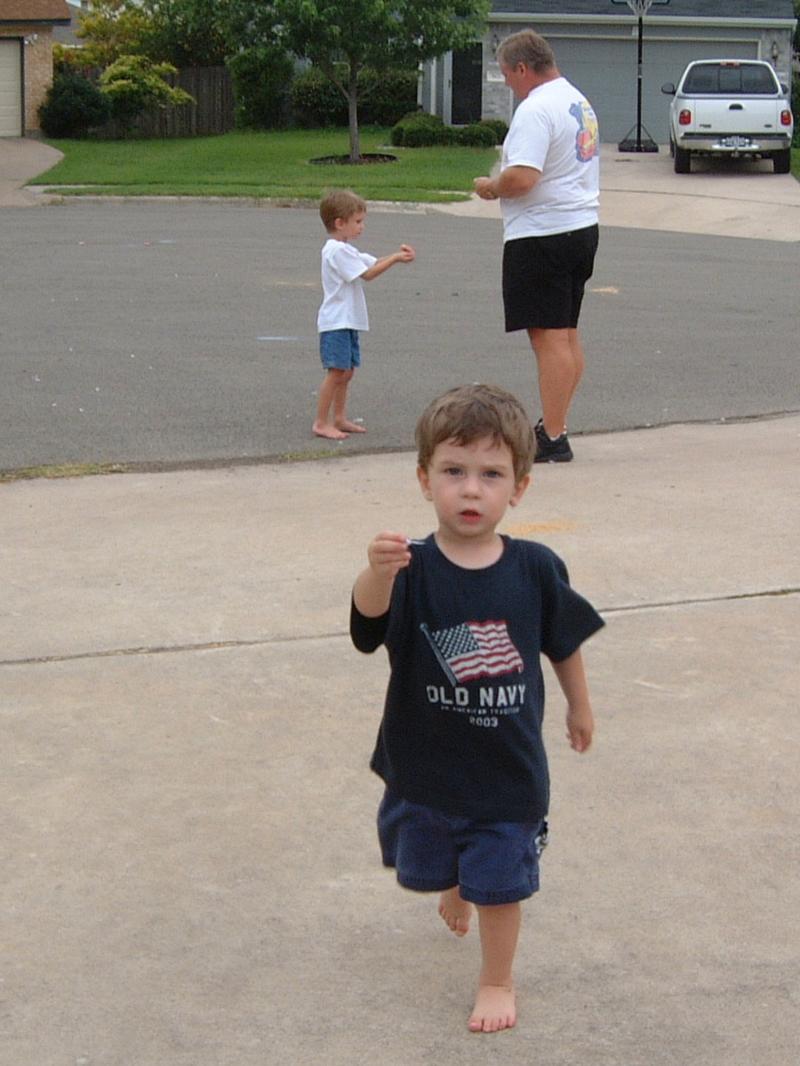 2003/07(Jul)/02(Fireworks)/800x600_2003-07-04-3-Dax-Chance-Fireworks.JPG