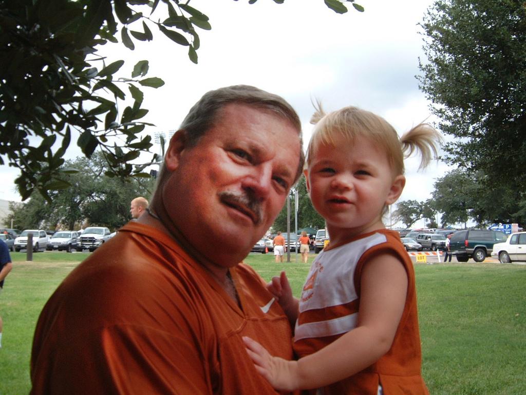 2003/08(Aug)/4(1st-Texas-Game)/1024x768_2003-08-31-06.JPG