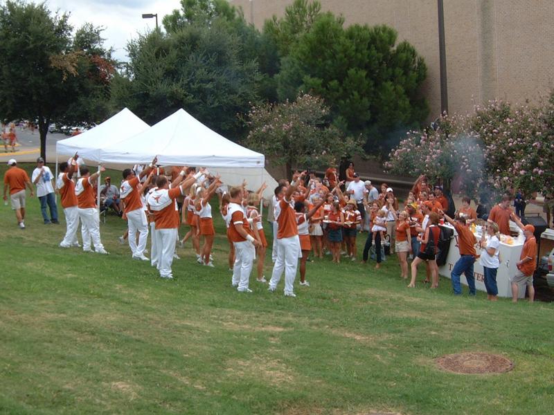2003/08(Aug)/4(1st-Texas-Game)/800x600_2003-08-31-01.JPG