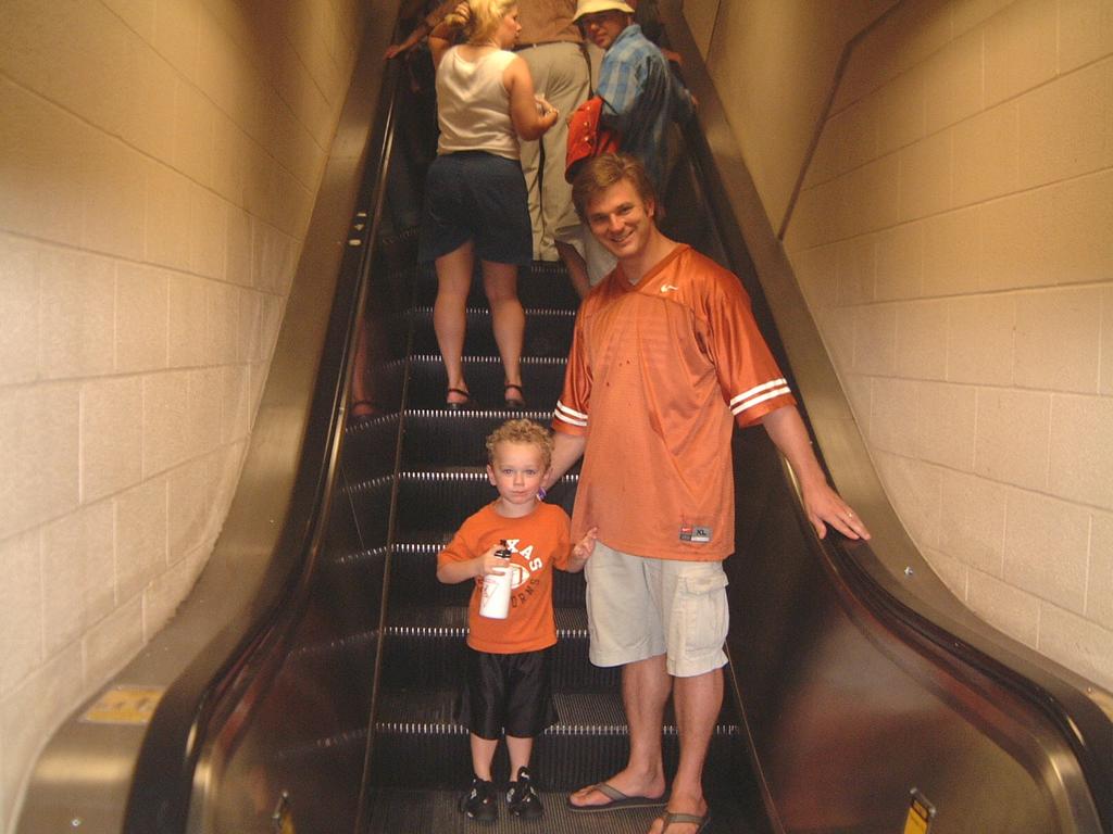 2003/10(Oct)/01(KState-UT)/1024x768_2003-10-04-09-Game.JPG