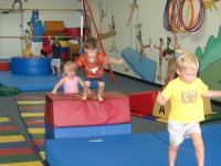 2003/10(Oct)/02(Chance-BD)/2003-10-05-01-Chance-4th-BD.JPG