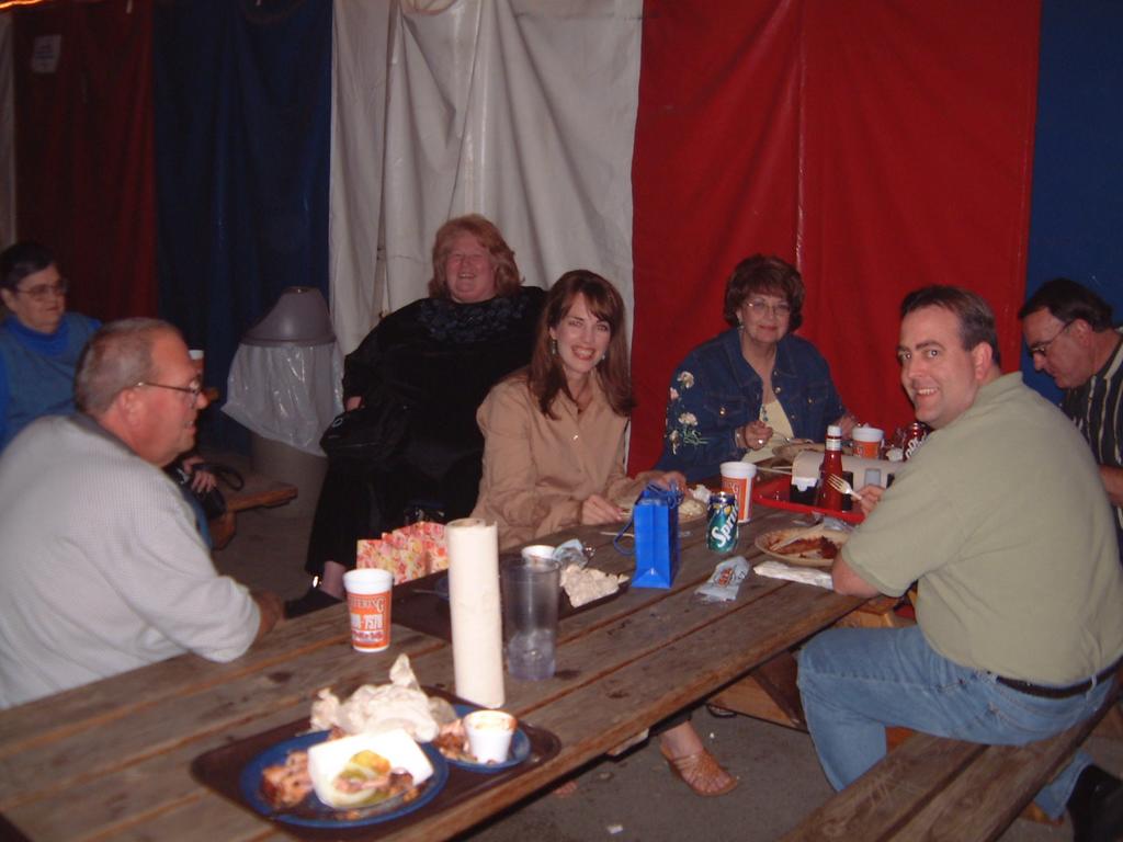 2003/10(Oct)/03(Urbik-Wedding)/1024x768_2003-10-03-41-Rehearsal-Dinner.JPG
