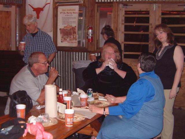 2003/10(Oct)/03(Urbik-Wedding)/640x480_2003-10-03-33-Rehearsal-Dinner.JPG