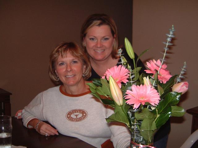 2004-01-30-21-JUS-KT-NEW-HM-JANEEN-BD-FLOWERS.JPG