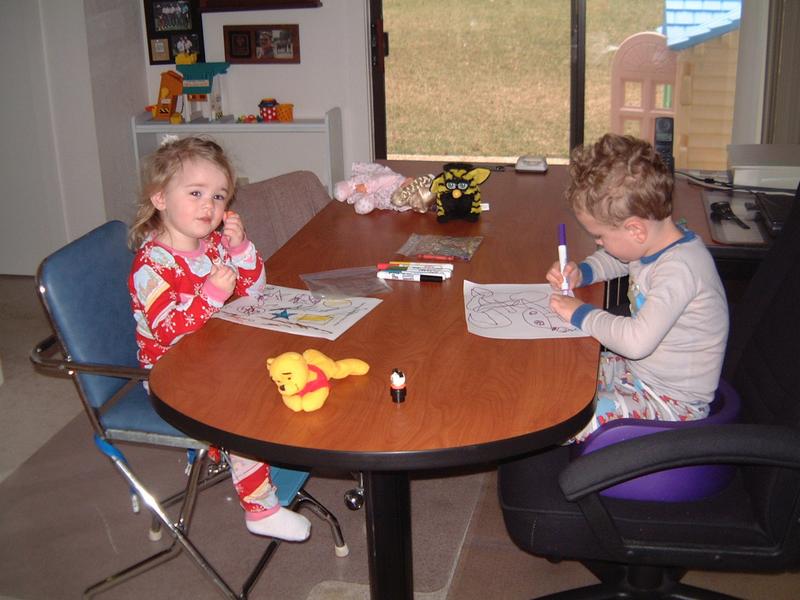 2004/01(Jan)/MISC/2004-01-18-Kyla-Vale-Coloring.JPG