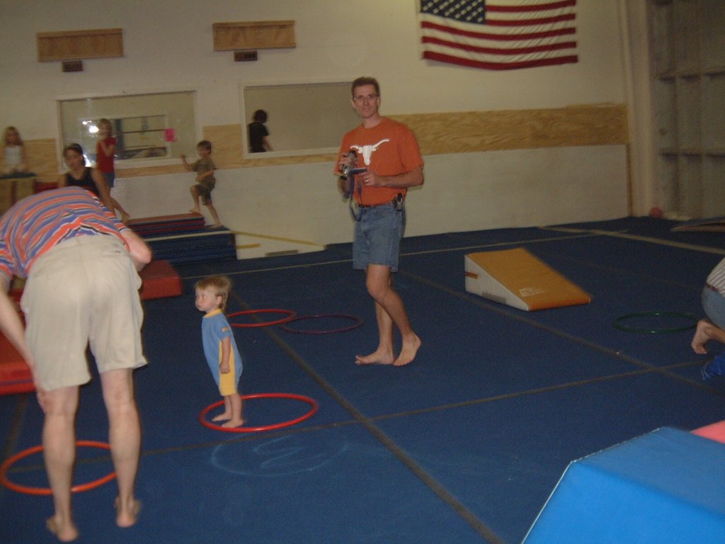 2004/05(May)/03(Dax-BD)/1024x768_2004-05-08-Dax-3rd-BD-party-07.JPG