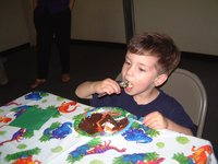 2004-05-08-Dax-3rd-BD-party-18.JPG