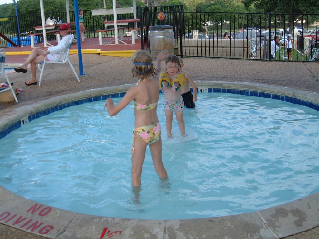 2004/05(May)/07(Vale-Kyla-Dodds)/1024x768_2004-05-29-25.JPG