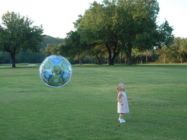2004/05(May)/07(Vale-Kyla-Dodds)/640x480_2004-05-28-13.JPG