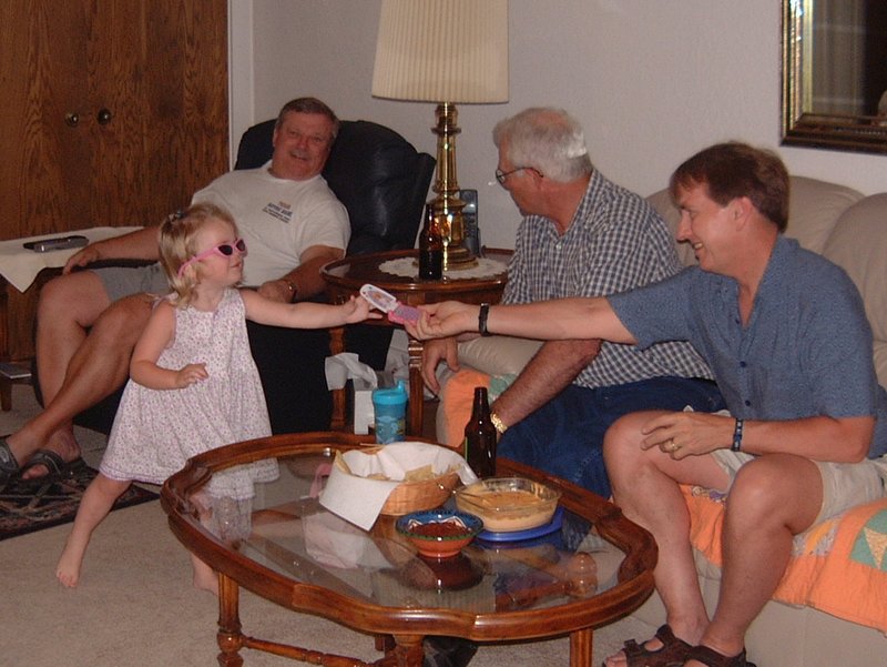 2004/05(May)/07(Vale-Kyla-Dodds)/800x600_2004-05-30-28.JPG