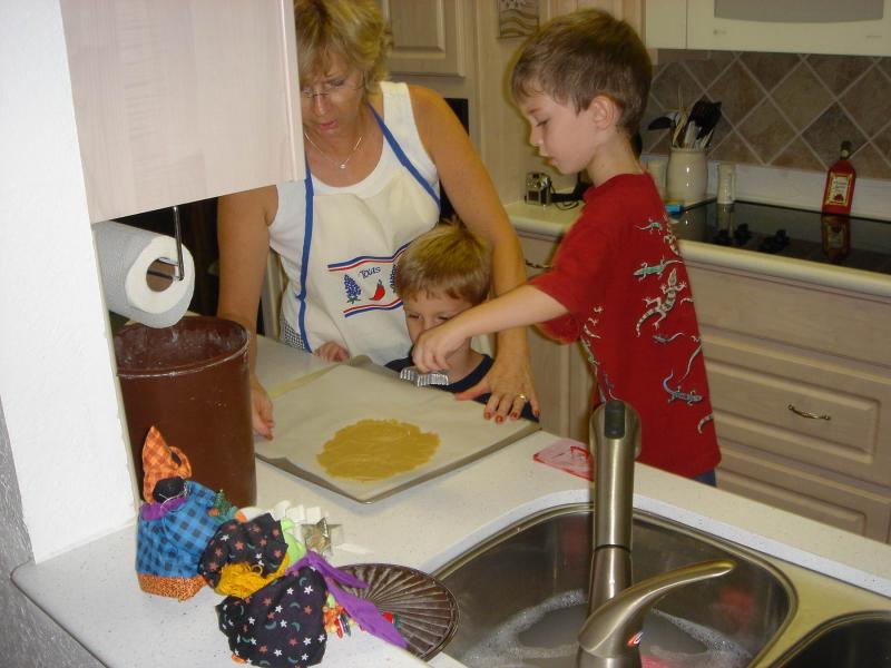 2004/09(Sept)/06(Misc)/800x600_2004-09-28-Cookies2.JPG