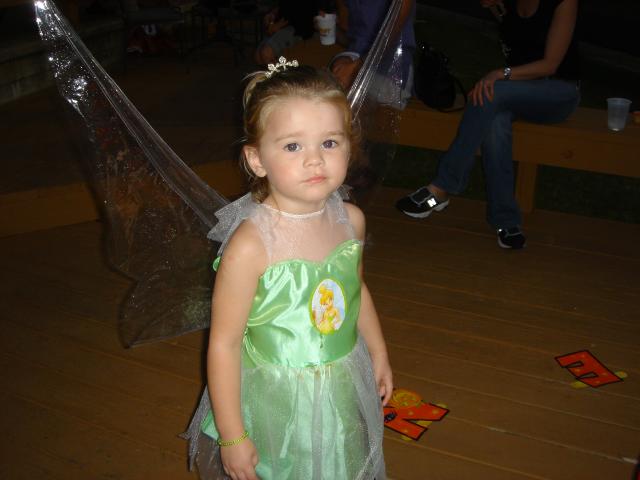 2004-10-30-Lost-Creek-Halloween-Party-08.JPG