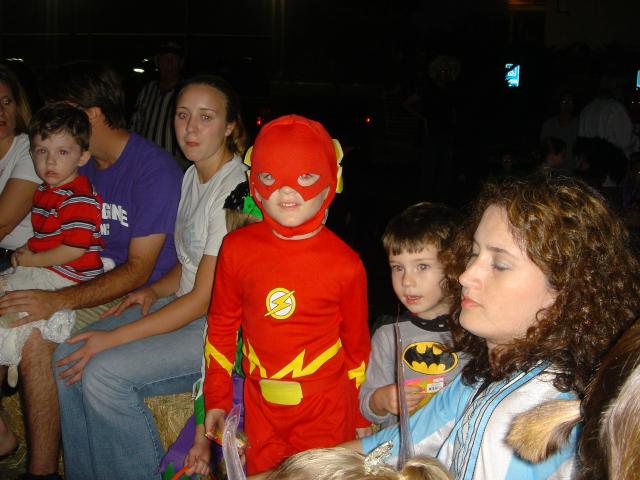 2004-10-30-Lost-Creek-Halloween-Party-20.JPG